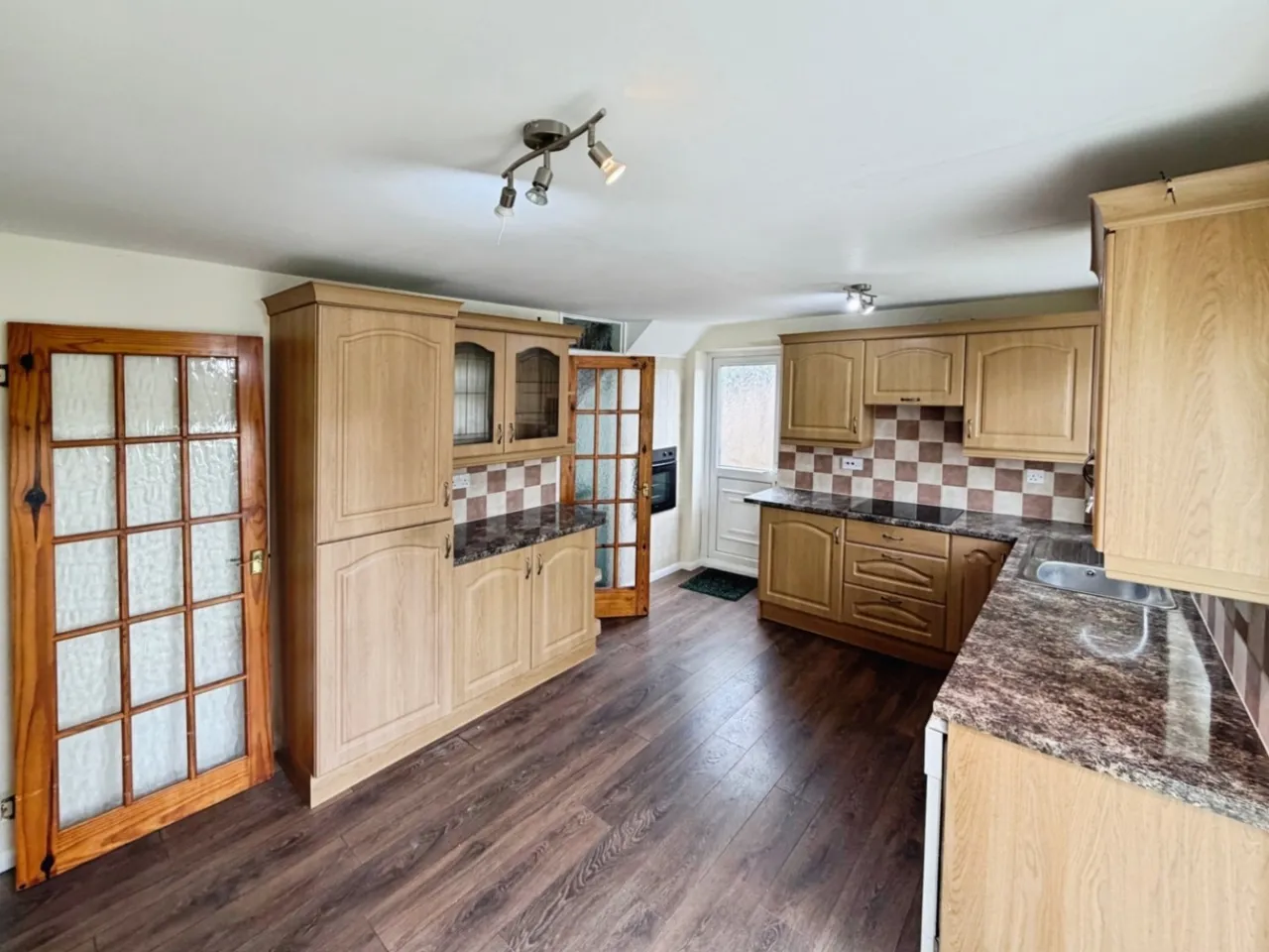 Capenhurst Lane, Whitby, CH65, photo 12