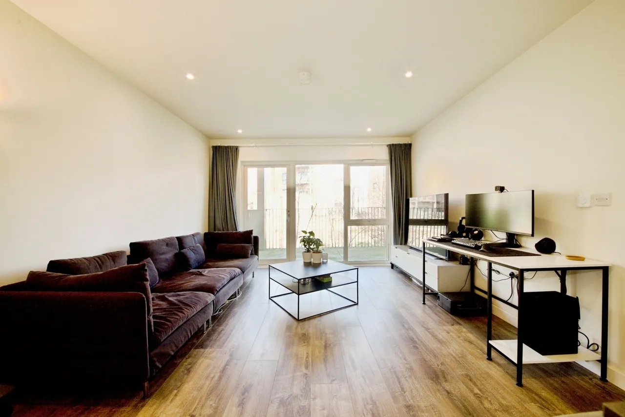 Bittacy Hill, London, NW7, photo 19