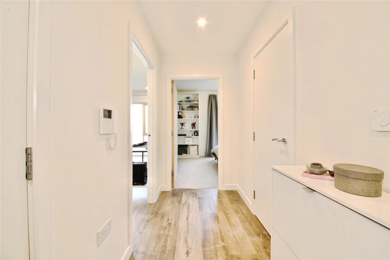 Bittacy Hill, London, NW7, photo 6