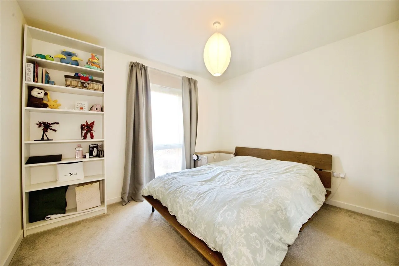 Bittacy Hill, London, NW7, photo 3