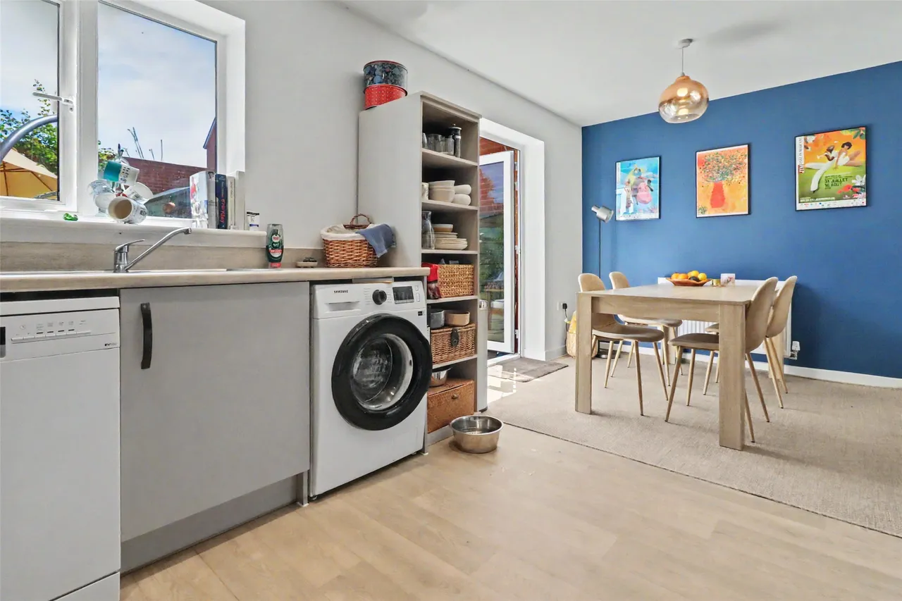 Catkins Close, South Molton, EX36, photo 6