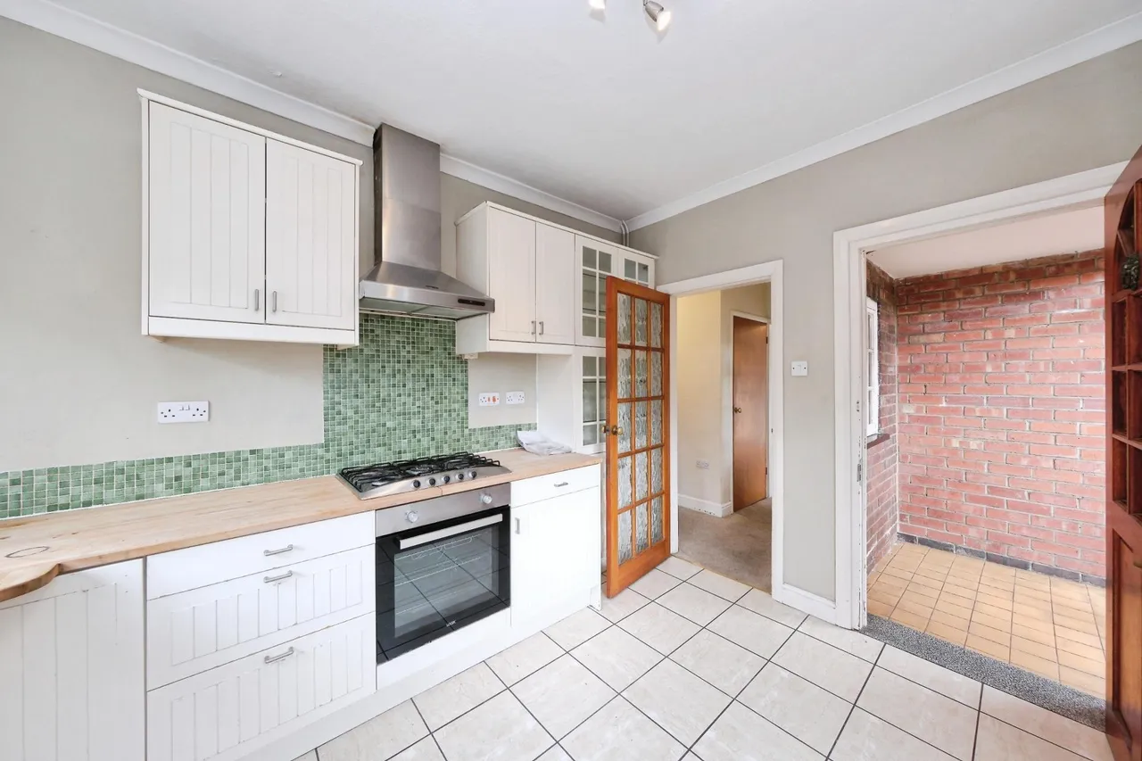 Bostocks Lane, Risley, DE72, photo 4