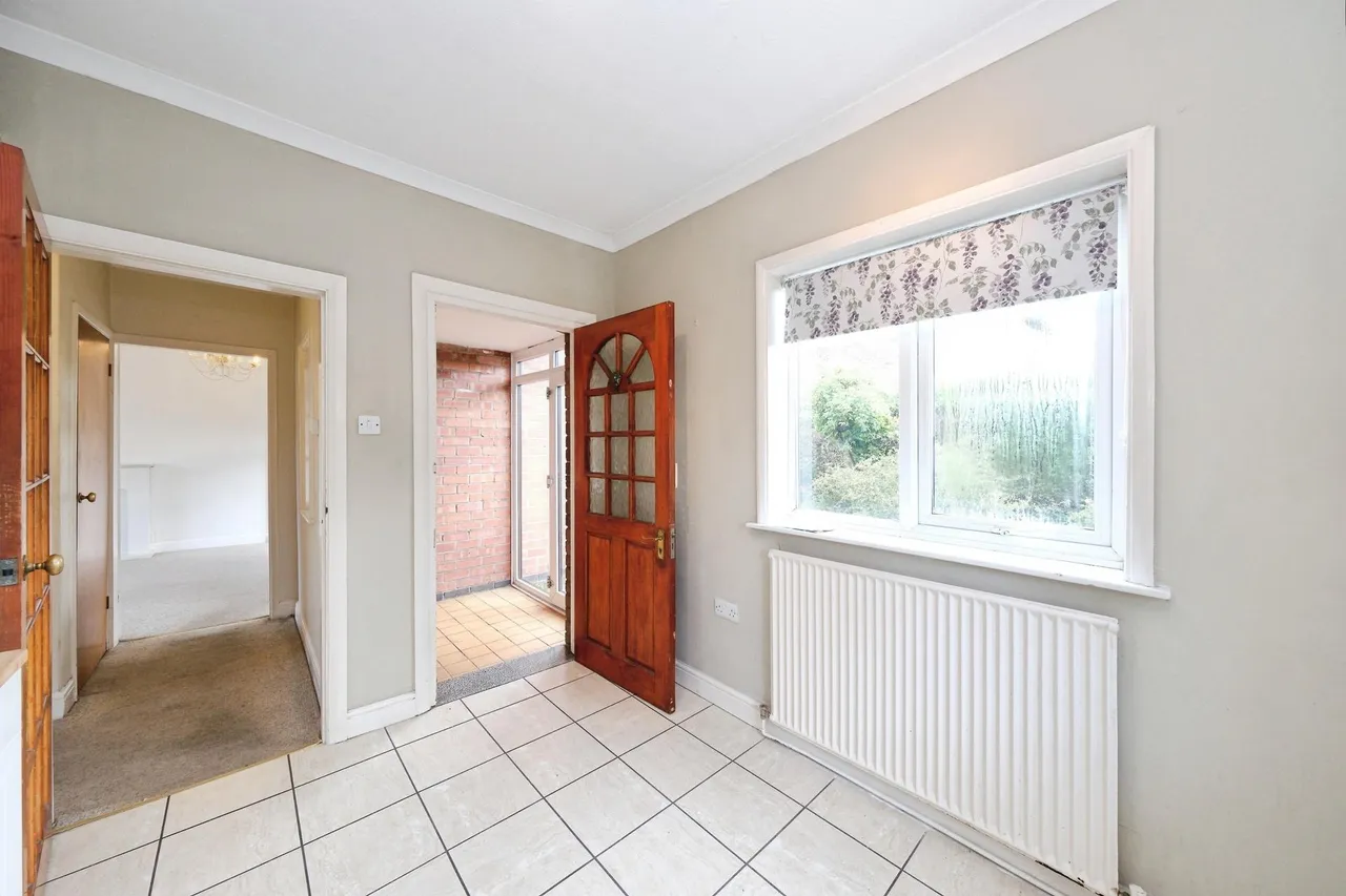 Bostocks Lane, Risley, DE72, photo 6