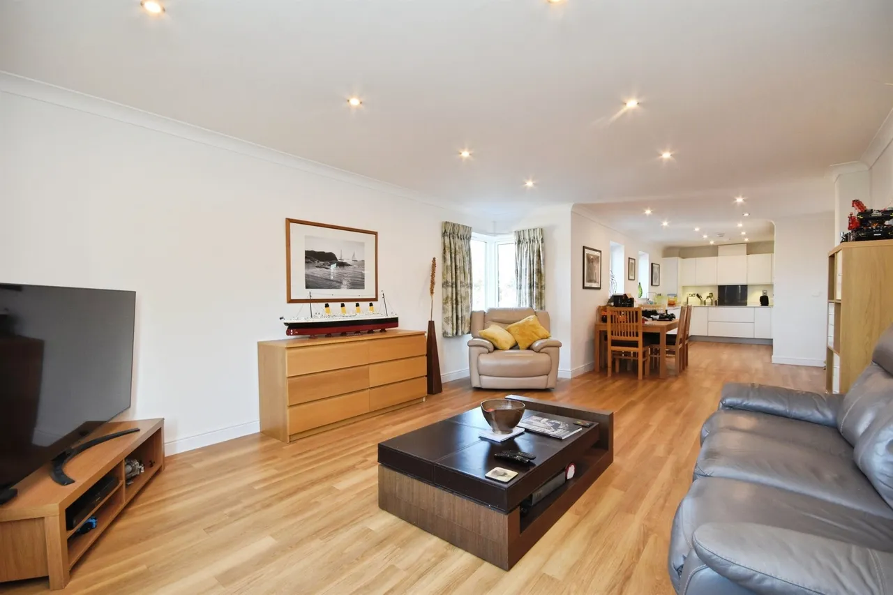 Burgess Croft Saffron Walden, CB11, photo 2