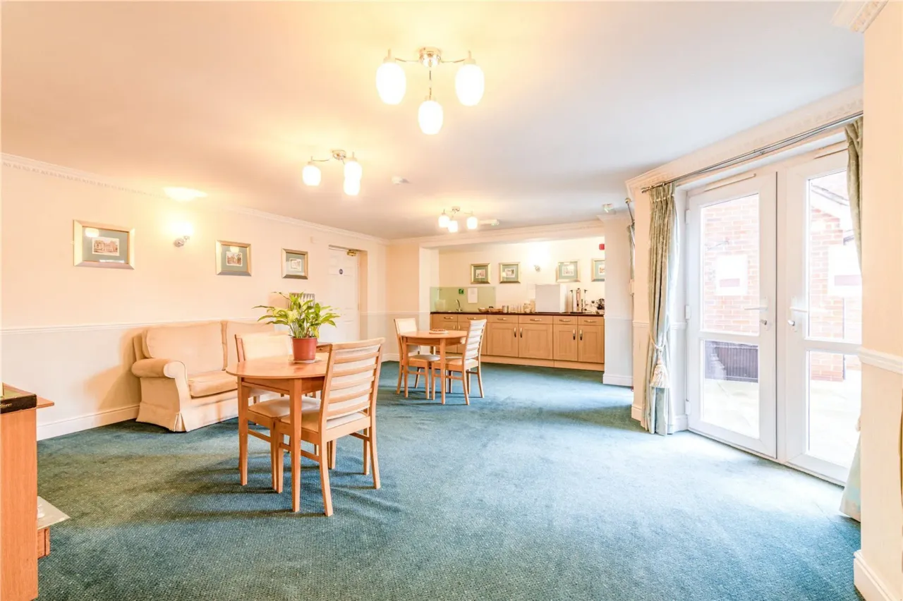 Oyster Lane, Byfleet, West Byfleet, S..., photo 15
