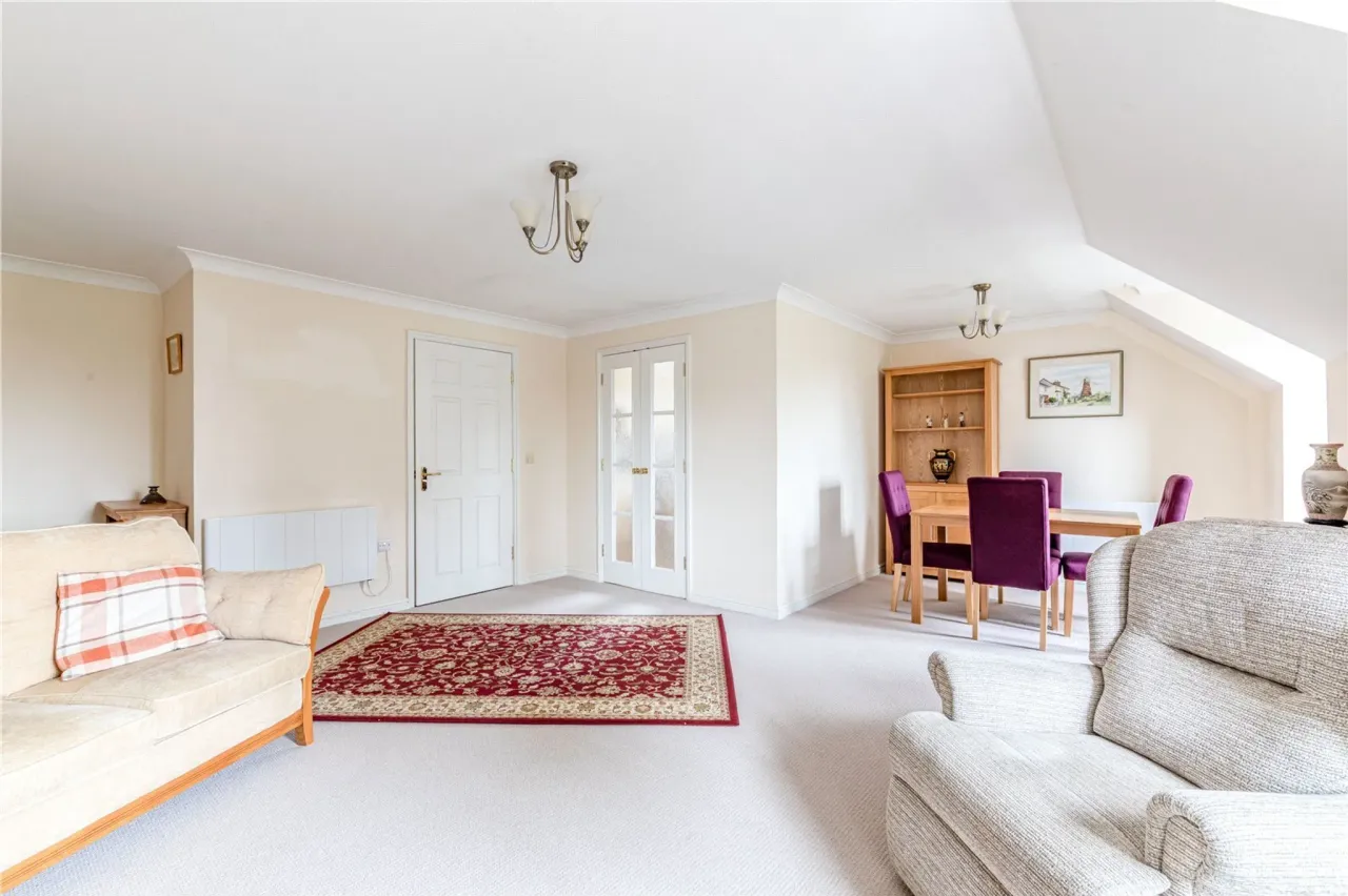 Oyster Lane, Byfleet, West Byfleet, S..., photo 5