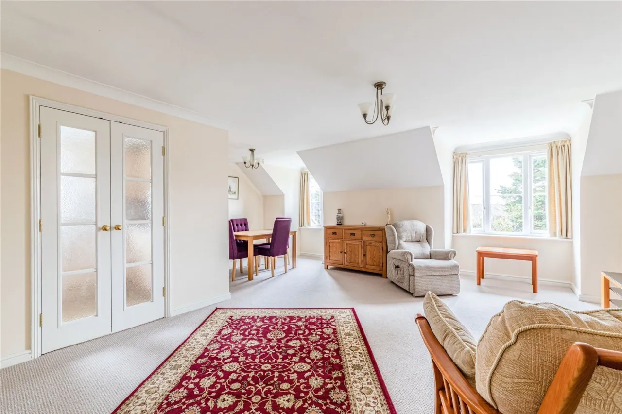 Oyster Lane, Byfleet, West Byfleet, S..., photo 3