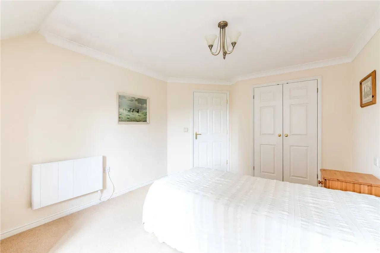 Oyster Lane, Byfleet, West Byfleet, S..., photo 10