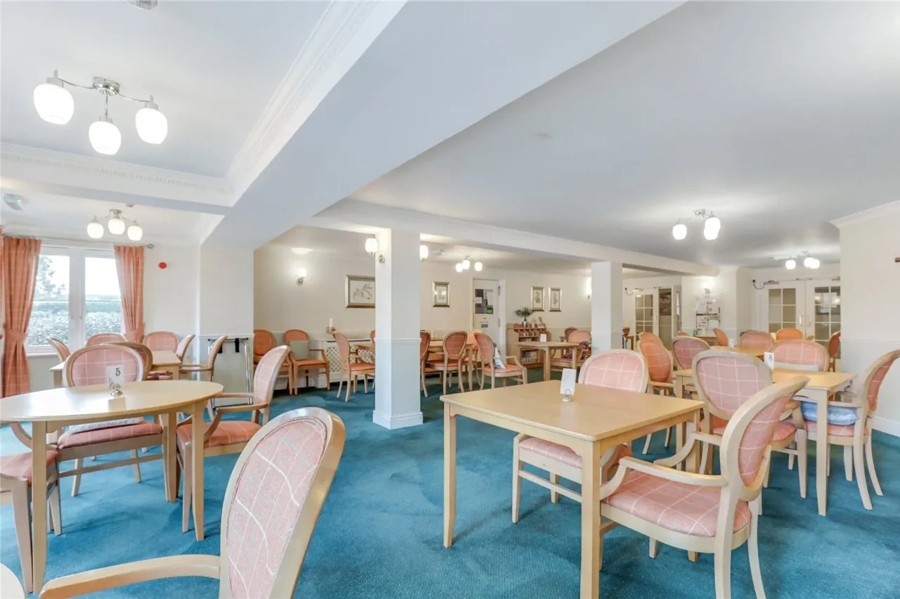 Oyster Lane, Byfleet, West Byfleet, S..., photo 18