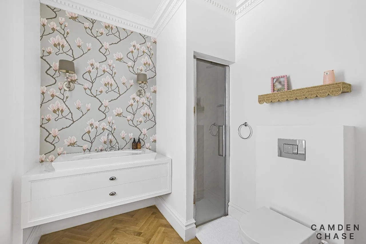 Oaklands Road, Totteridge, London, N20 8BA, photo 20