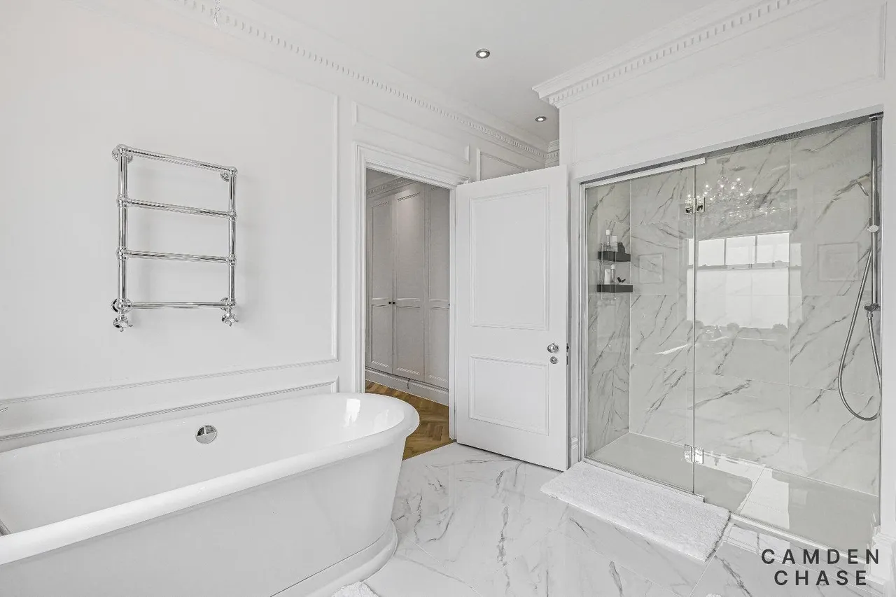 Oaklands Road, Totteridge, London, N20 8BA, photo 15