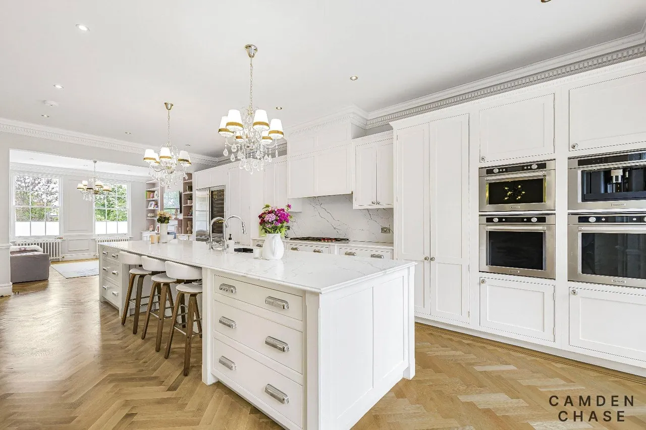 Oaklands Road, Totteridge, London, N20 8BA, photo 9