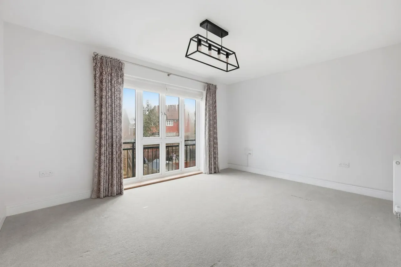 Consort Drive, Leatherhead, Surrey, K..., photo 25