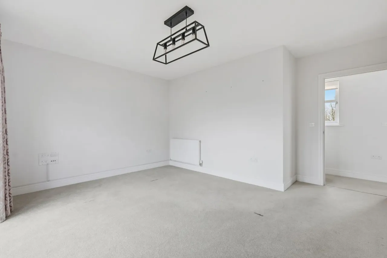 Consort Drive, Leatherhead, Surrey, K..., photo 26