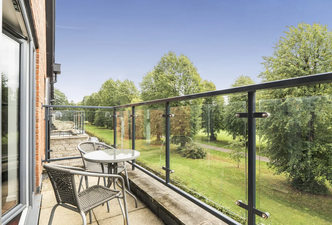 Jenkins Way, Gloucestershire, Frenchay, BS16 2NS, photo 4