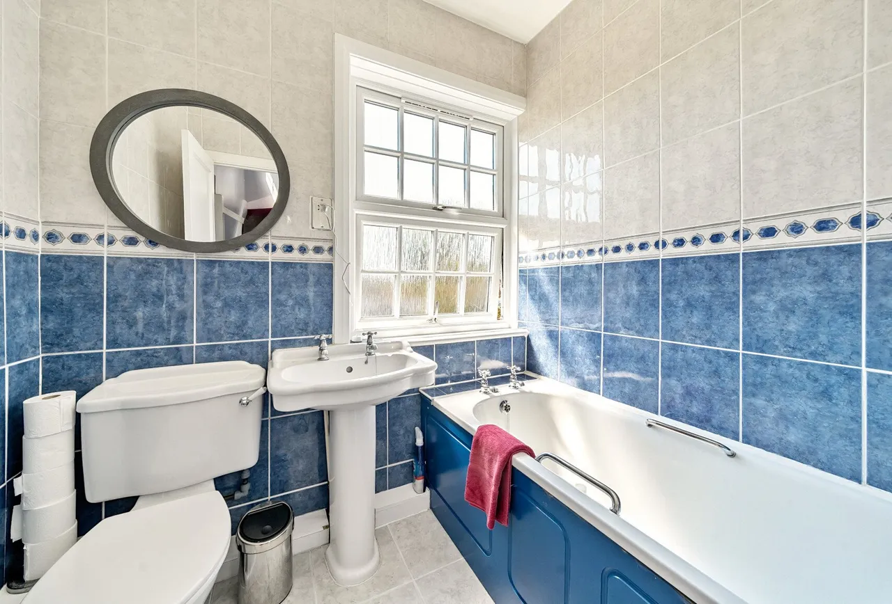 Fryent Way, Kingsbury, NW9 9SL, photo 16