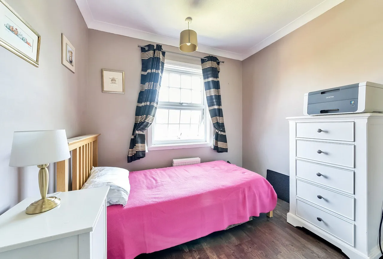 Fryent Way, Kingsbury, NW9 9SL, photo 13