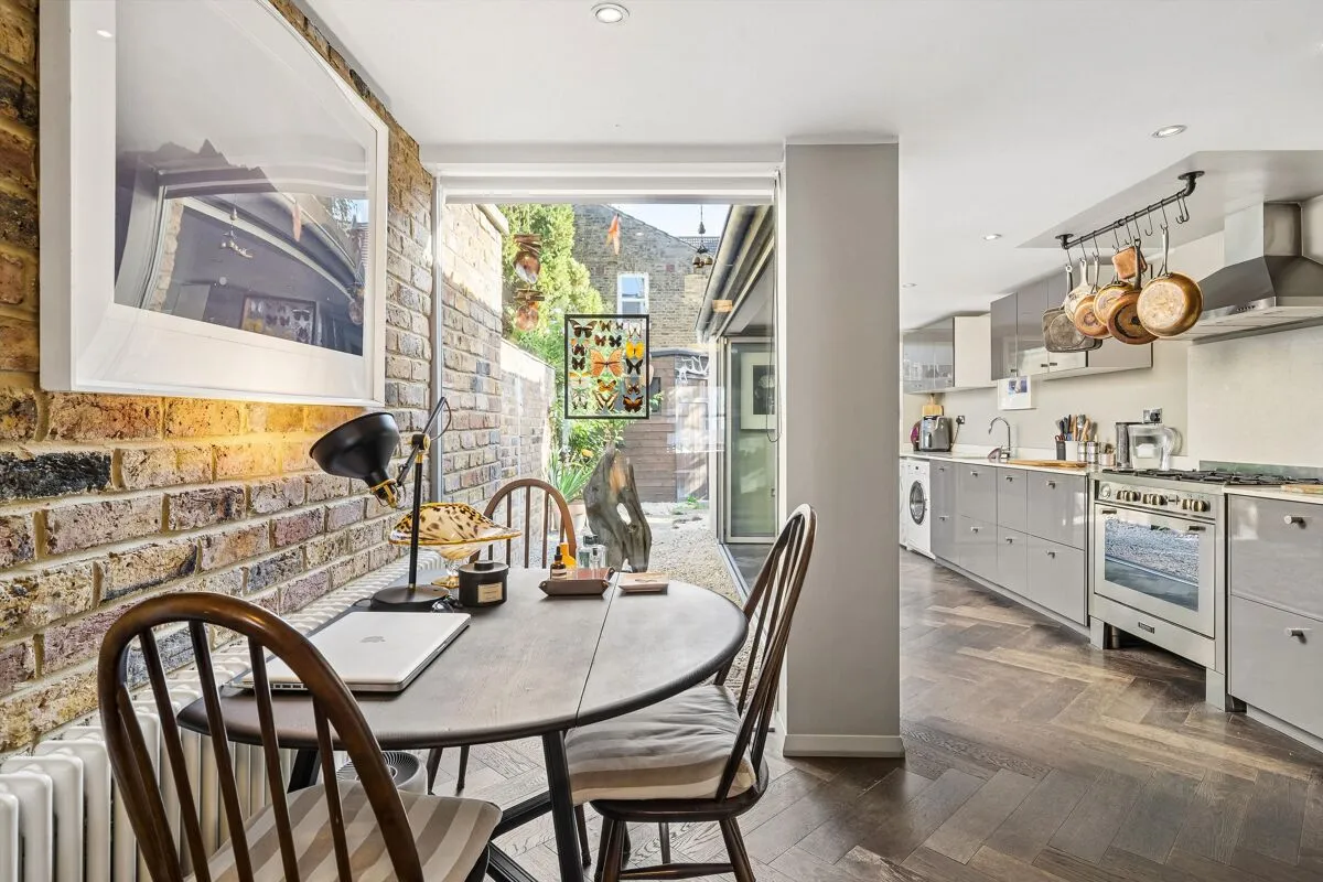 Cochrane Road, London, SW19, photo 7