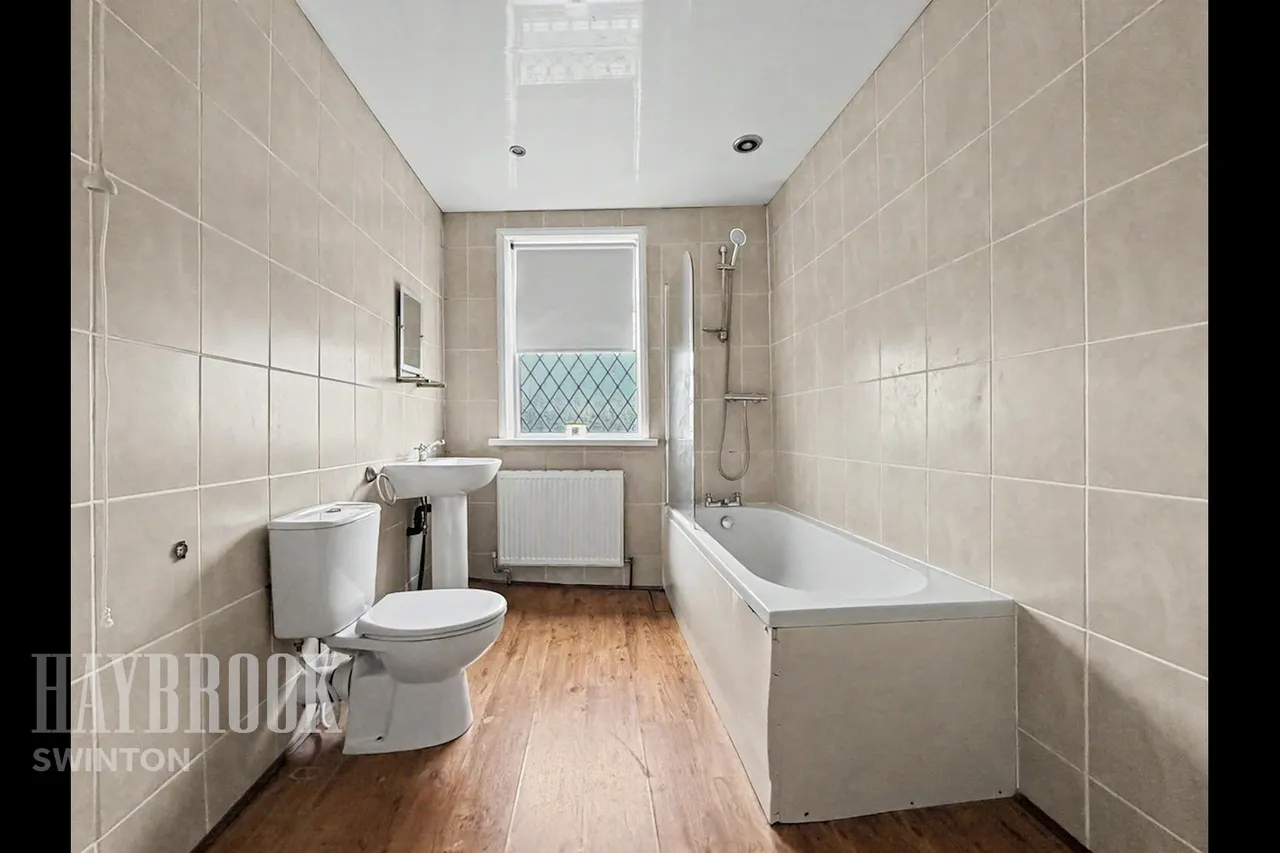 Lower Dolcliffe Road, Mexborough, photo 12
