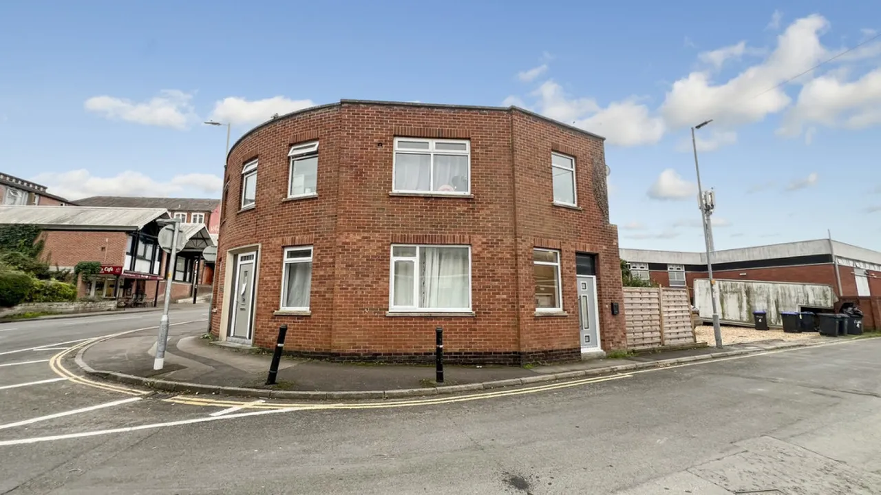 1 bed flat to rent, Edward Street, Westbury, BA13