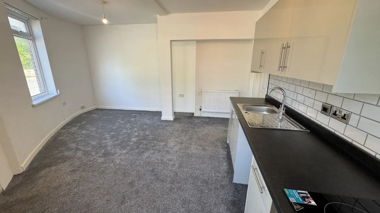 Edward Street, Westbury, BA13, photo 3