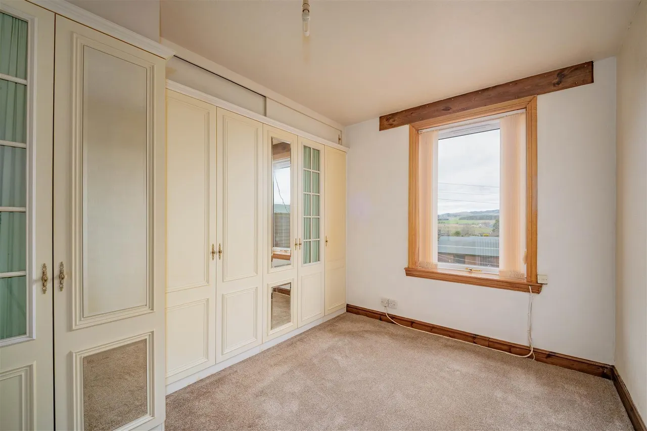Dronley Terrace, Muirhead, photo 6