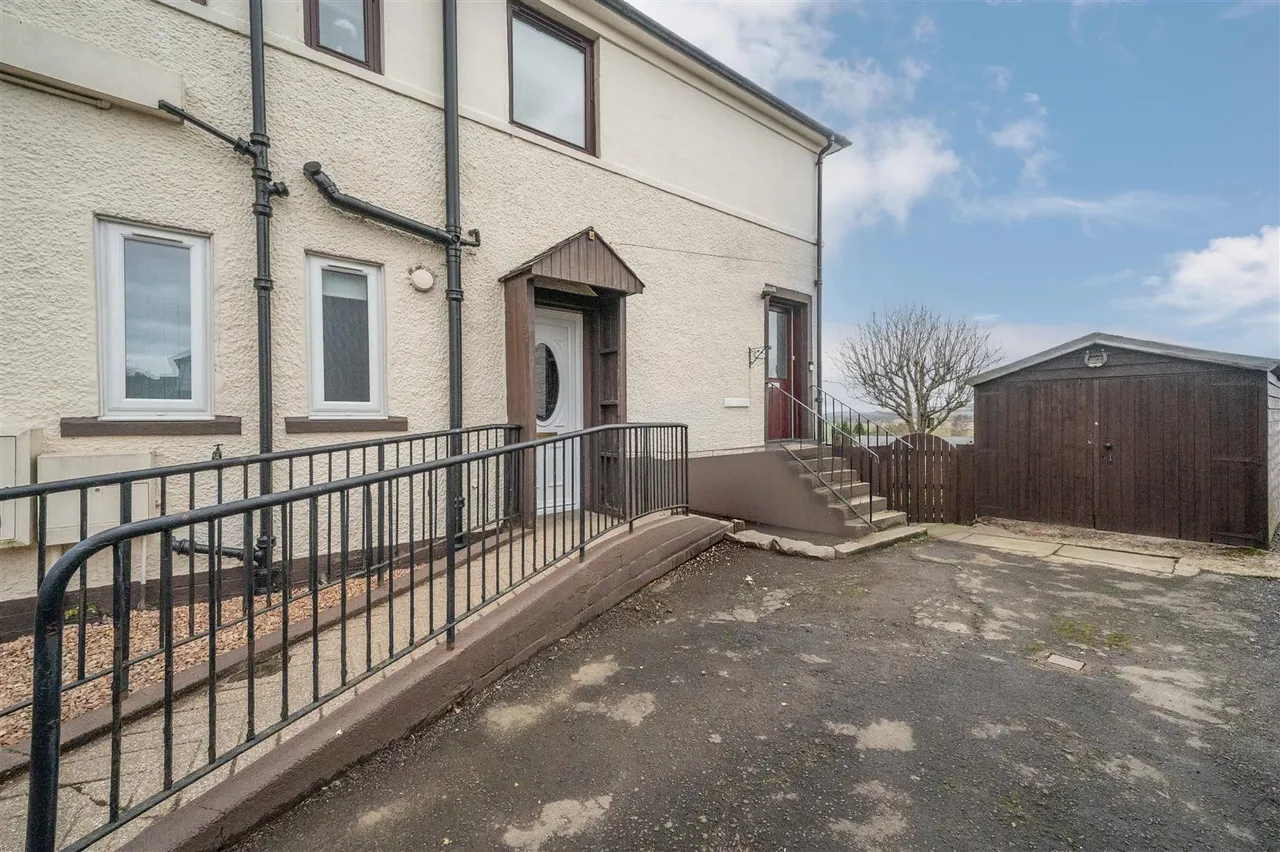 Dronley Terrace, Muirhead, photo 14