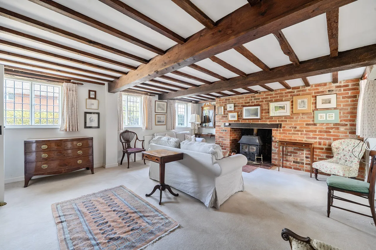 Mulberry Cottage, Tunworth, Basingstoke, RG25 2NB, photo 4