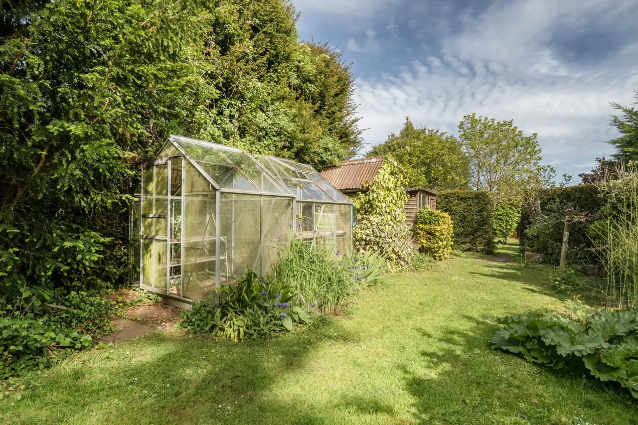 Mulberry Cottage, Tunworth, Basingstoke, RG25 2NB, photo 3