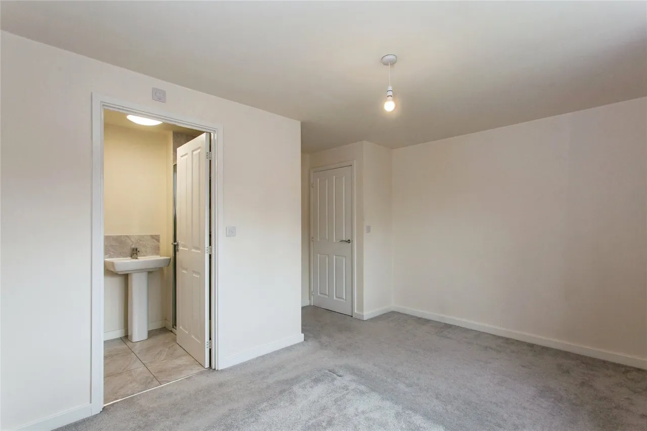 Goldcrest Avenue, Farington Moss, PR26, photo 10