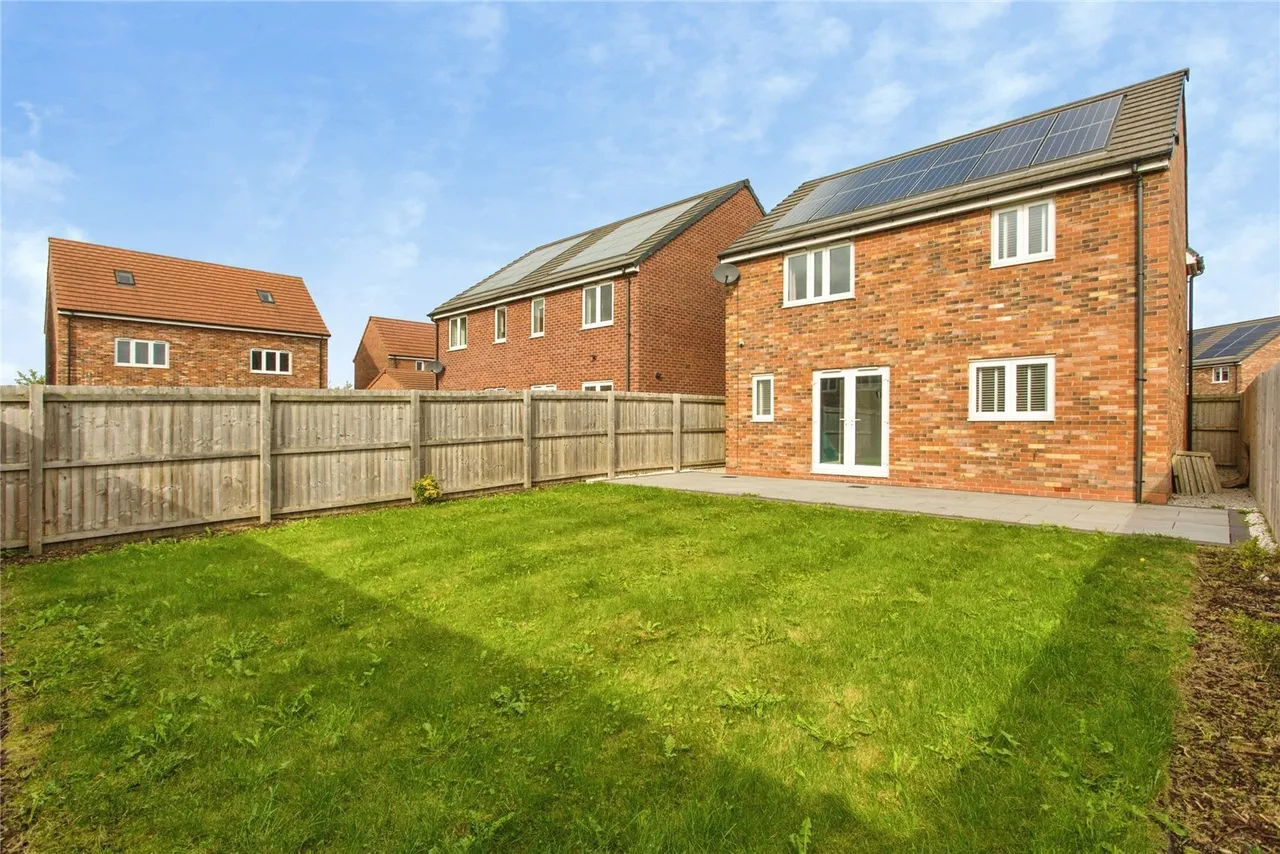 Goldcrest Avenue, Farington Moss, PR26, photo 17