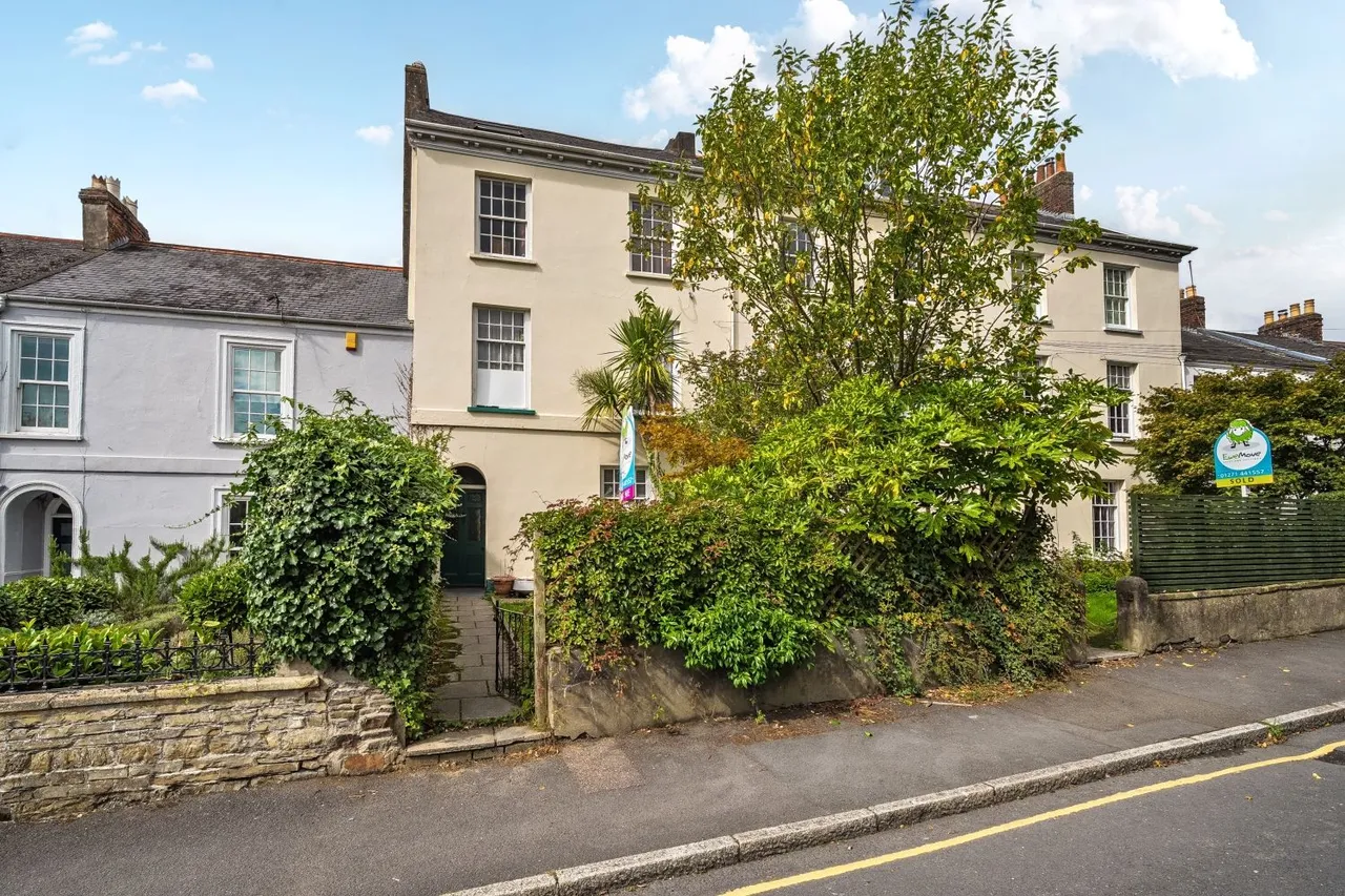Barbican Terrace, Barnstaple, EX32, photo 18