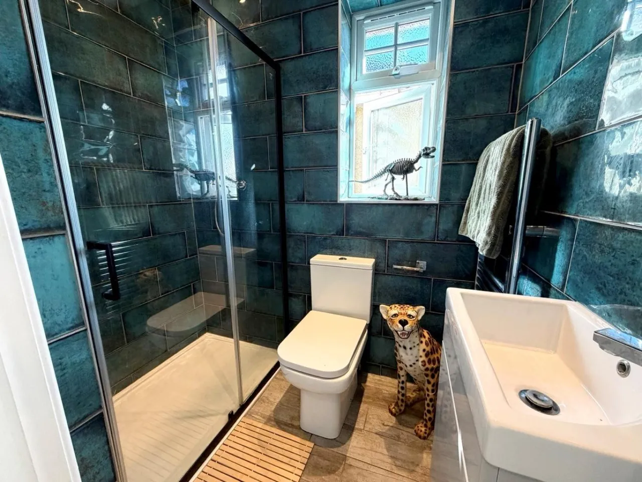 Redhill Drive, BH10, photo 13