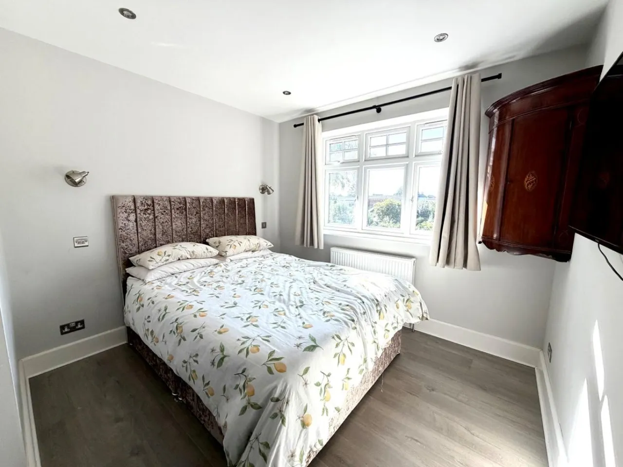 Redhill Drive, BH10, photo 10