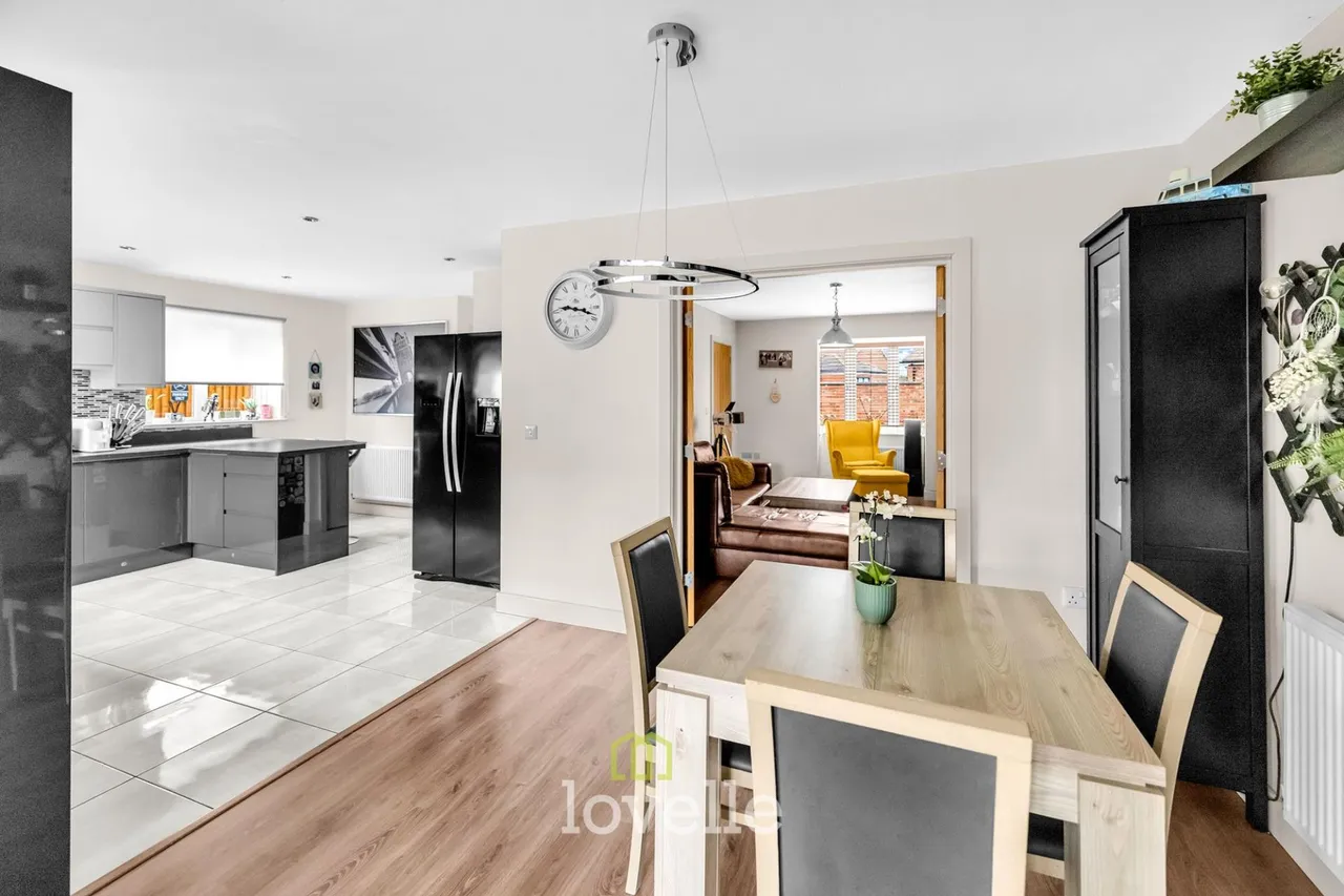 Bellflower Road, Grimsby, DN33, photo 6
