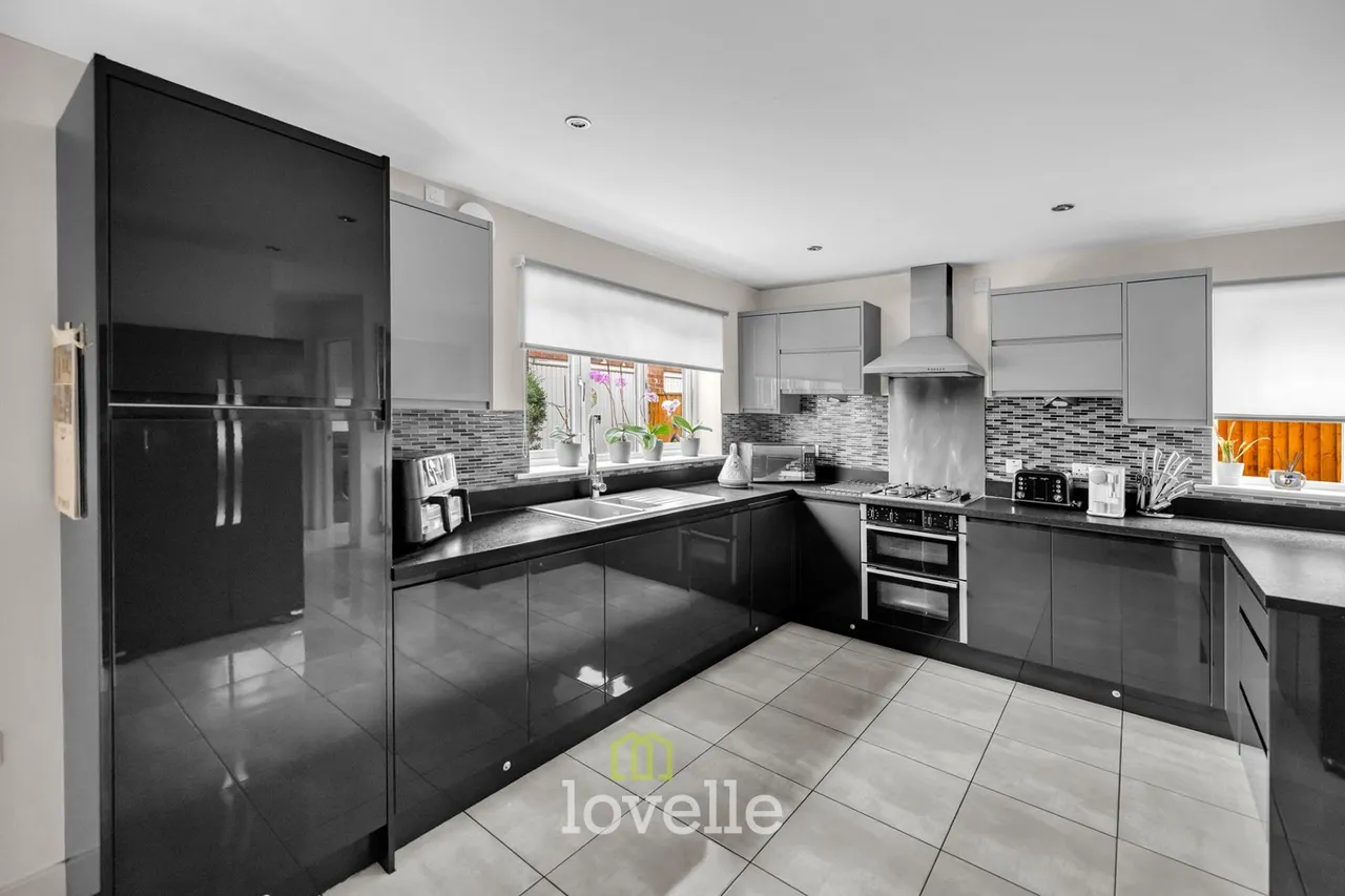 Bellflower Road, Grimsby, DN33, photo 7