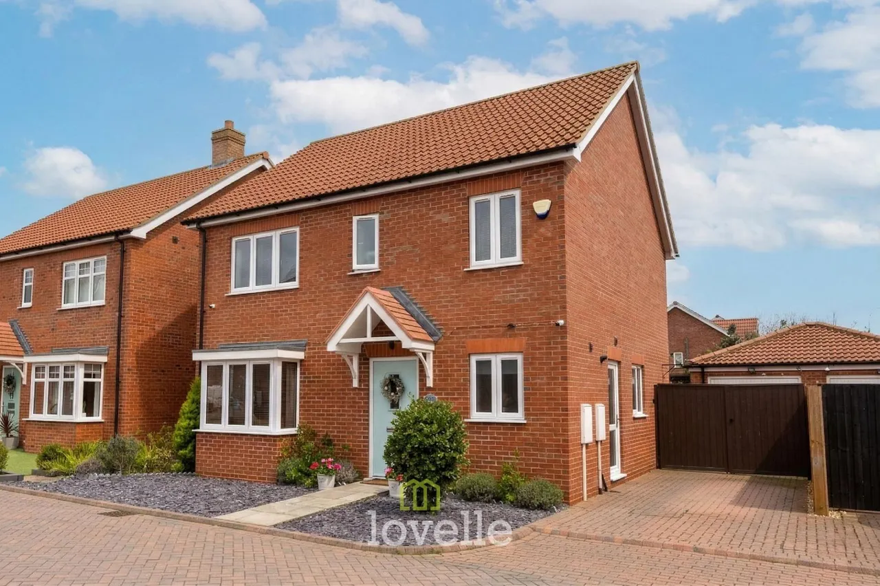 4 bed house for sale, Bellflower Road, Grimsby, DN33