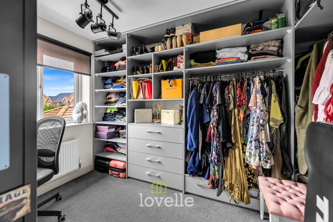 Bellflower Road, Grimsby, DN33, photo 17