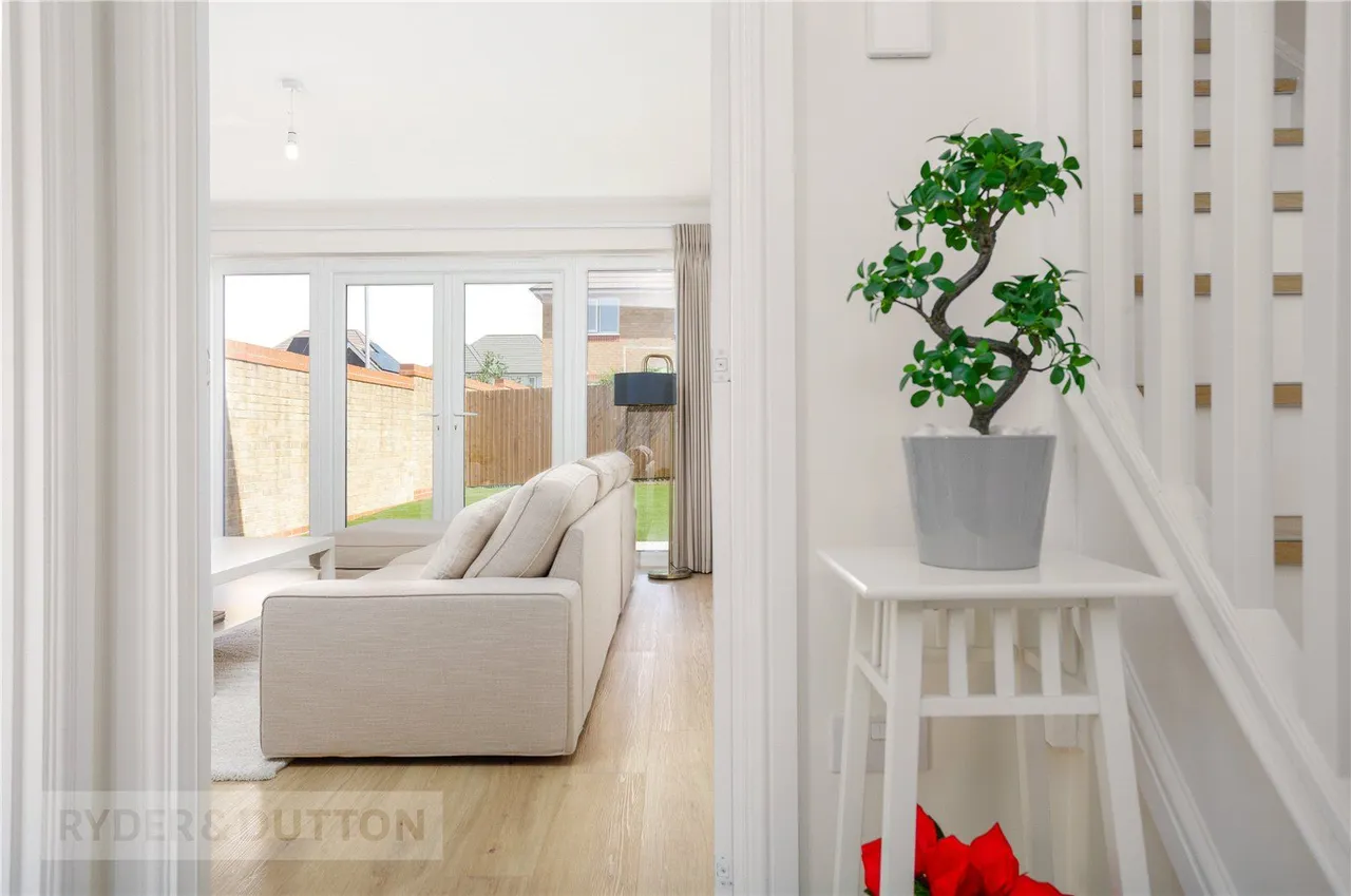 Horton Close, Chadderton, OL9, photo 6