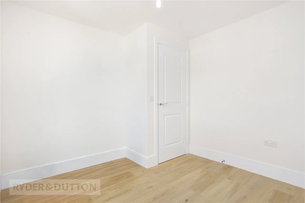Horton Close, Chadderton, OL9, photo 21