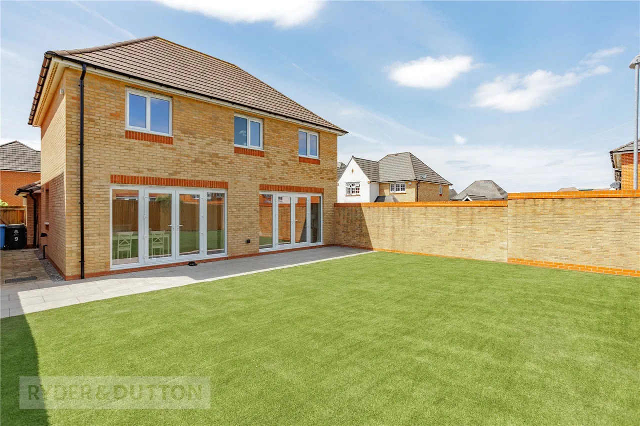 Horton Close, Chadderton, OL9, photo 25