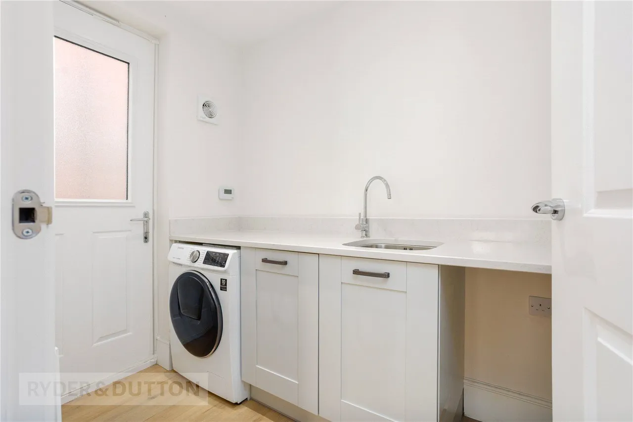 Horton Close, Chadderton, OL9, photo 10