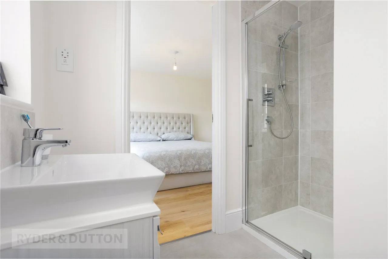 Horton Close, Chadderton, OL9, photo 15