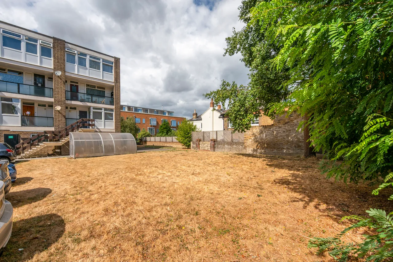 Flat 12, 7 Rayners Road, London, photo 11