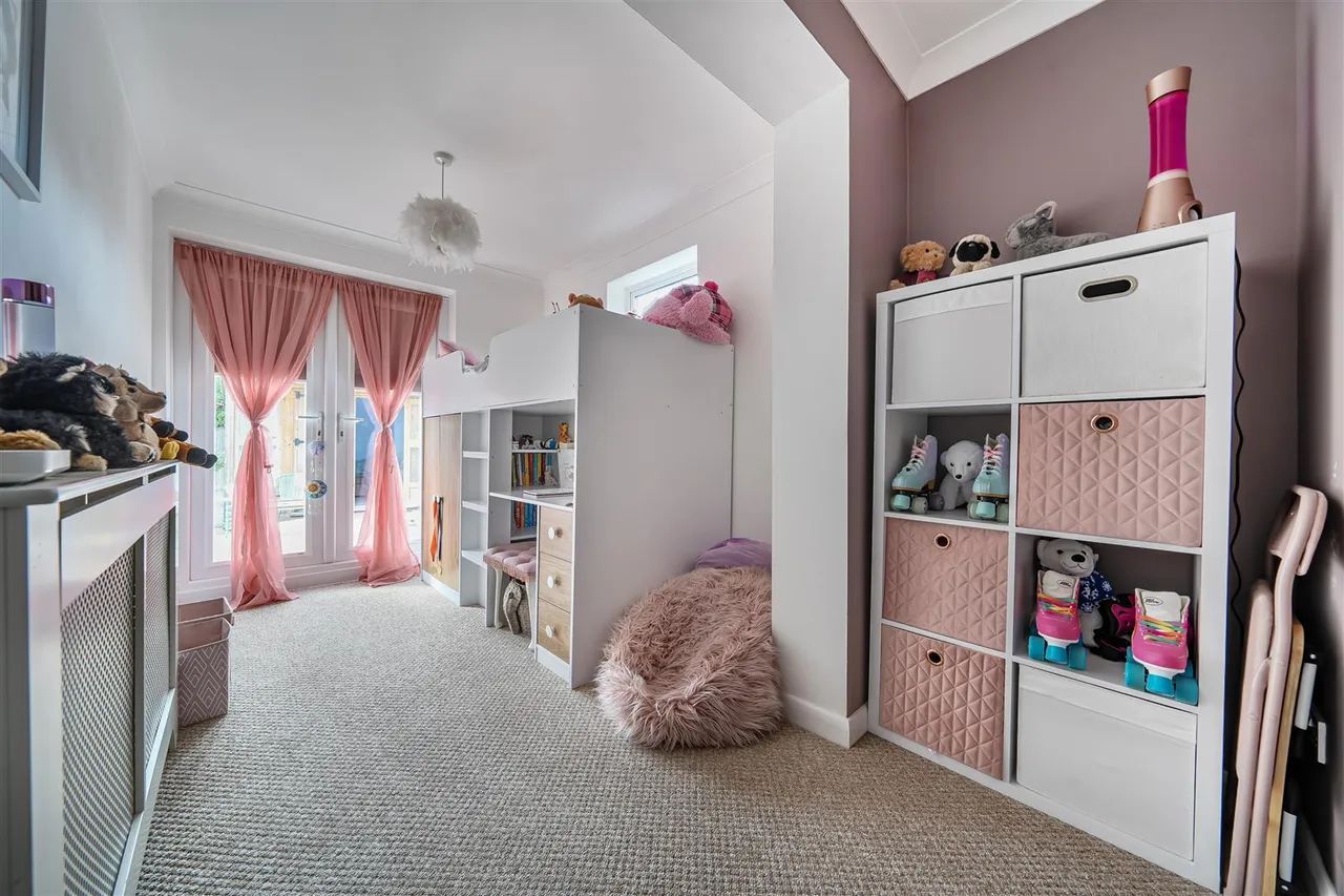 Foads Hill, Cliffsend, Ramsgate, Kent, CT12 5EN, photo 17