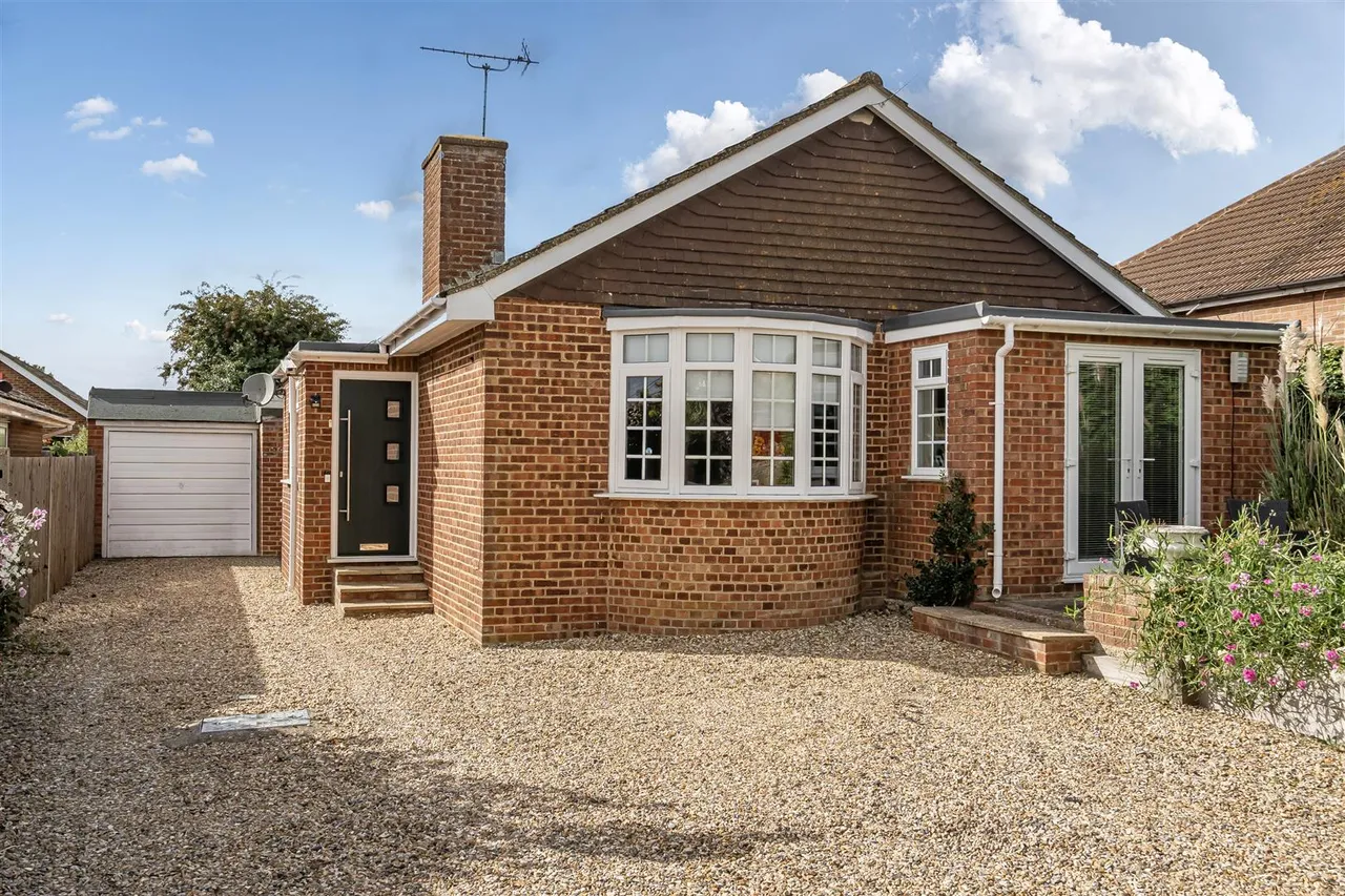 Foads Hill, Cliffsend, Ramsgate, Kent, CT12 5EN, photo 26