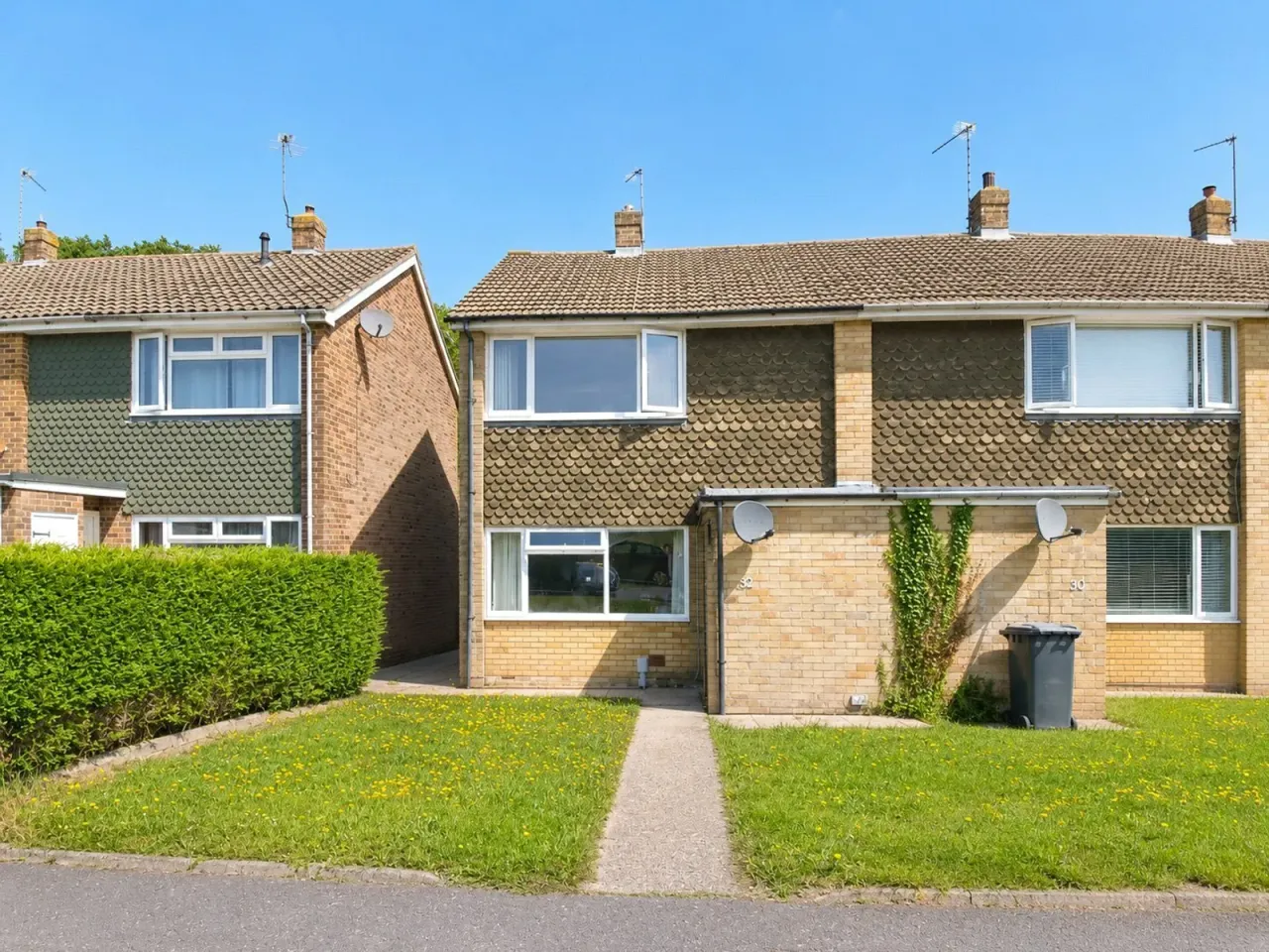 2 bed house to rent — Harmers Hay Road, Hailsham, BN27