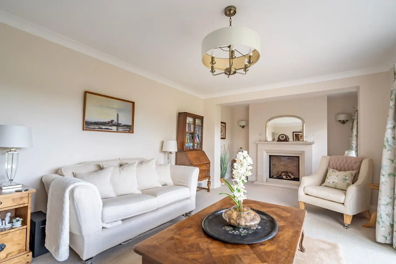 Stamford Brige Road, Sand Hutton, YO41, photo 13