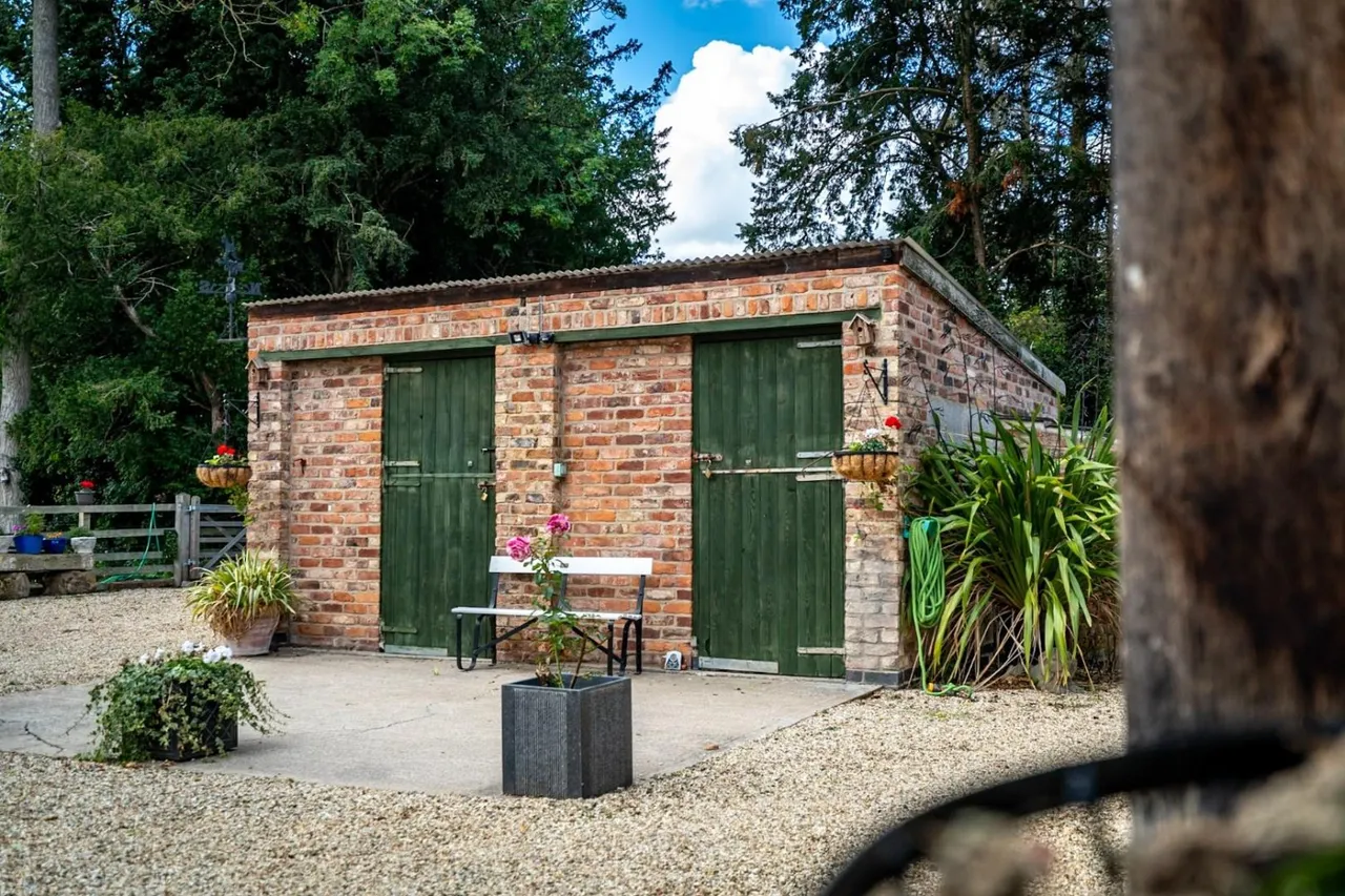 Stamford Brige Road, Sand Hutton, YO41, photo 29