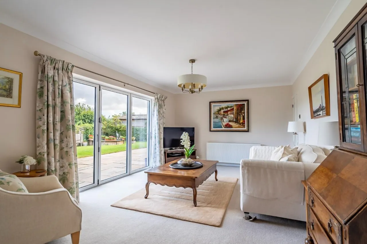 Stamford Brige Road, Sand Hutton, YO41, photo 12